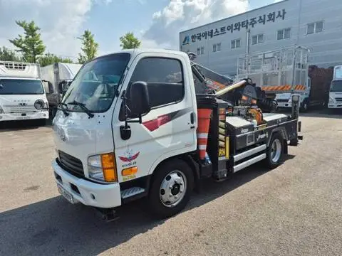 현대 마이티 2.5톤 고소작업차 2023년식 사진 1